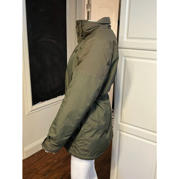 Like New The North Face Zoomie Jacket - Picture 7 of 12